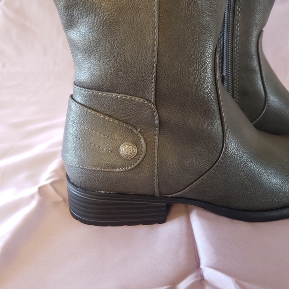 NWOB Lifestride Xandy Dark Gray Boots - Picture 7 of 7
